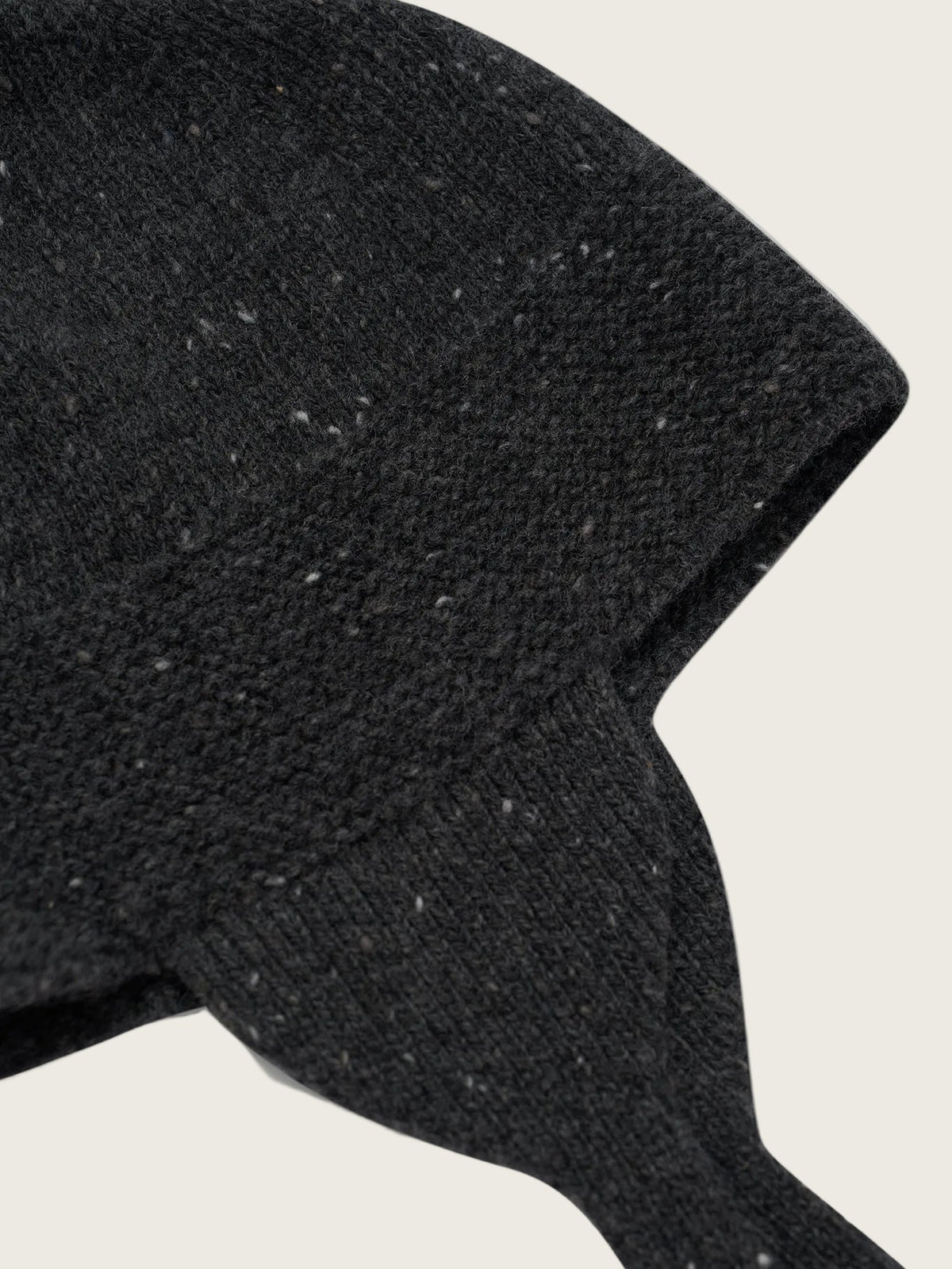 Charcoal contrast Tassel Hat