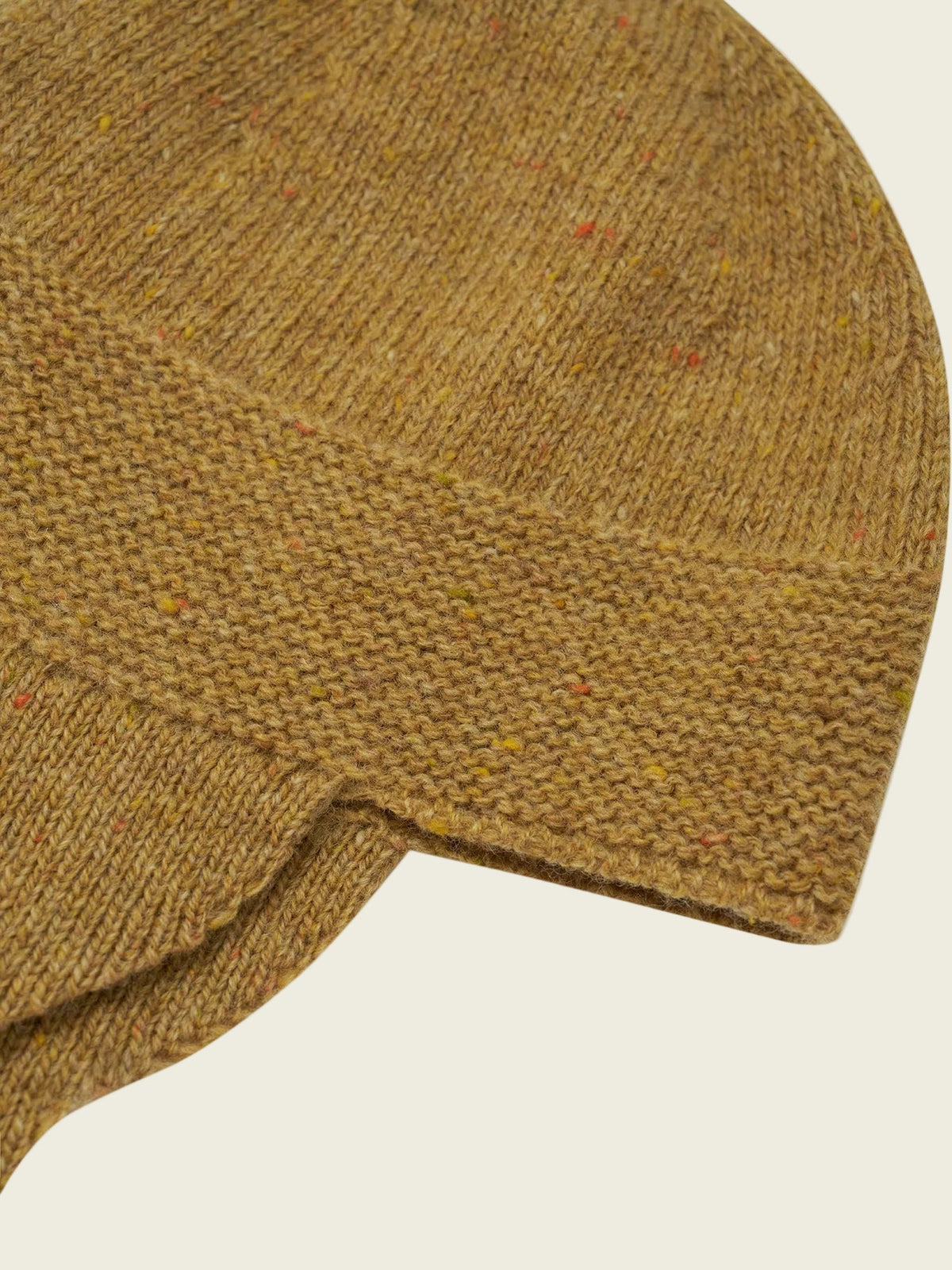 Cocoon contrast Tassel Hat
